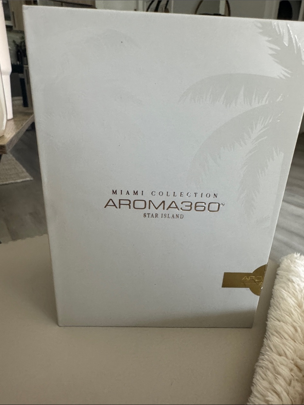Miami Collection Star Island Home Fragrance - White